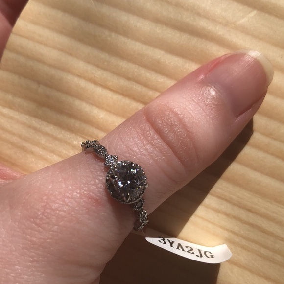 NWT Charmed Aroma Silver Ring Size 8 - Picture 2 of 6